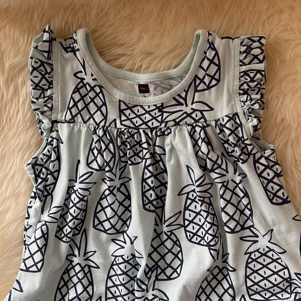 Tea Collection Girls size 8 pineapple print dress. Great condition!